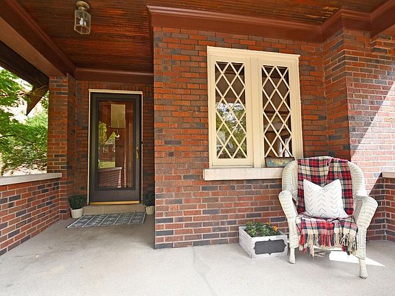 3rd image of 3326 Felicity Dr