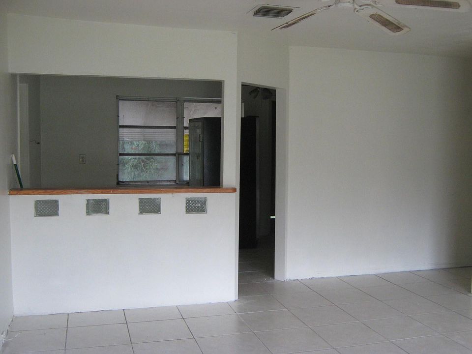 2nd image of 6251 SW 38th Court