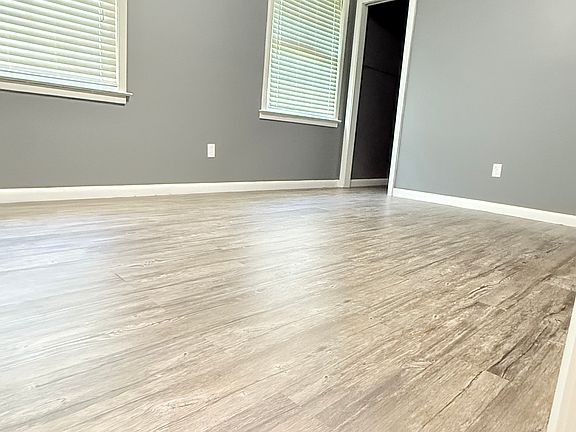 4th image of 2187 Mona Lisa Dr