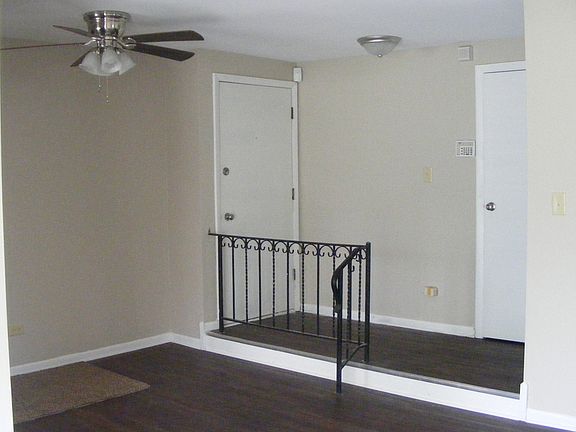 5th image of 1013 E 194th St APT 304