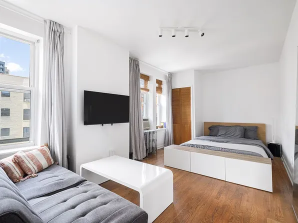 111 S 3rd St APT 5D, Brooklyn, NY 11249