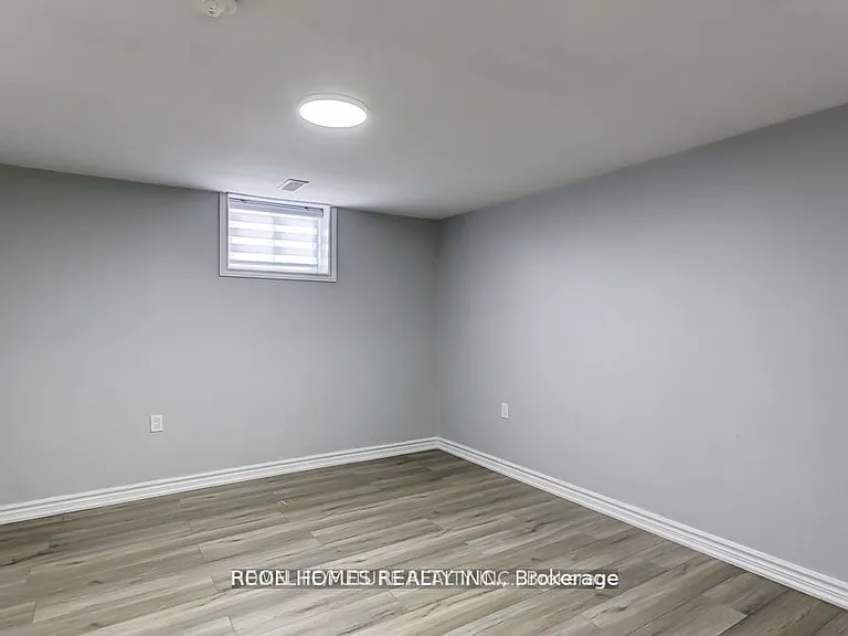 20 Bluefin Cres #BASEMENT — Photo 8
