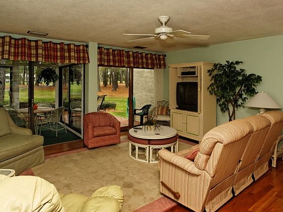 3rd image of 62 Plantation Dr APT 149