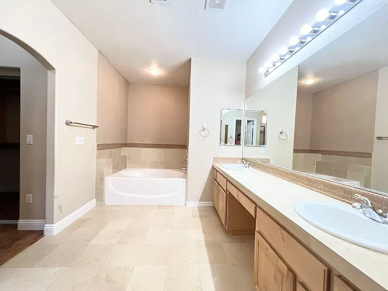 674 Fynn Valley Dr — Photo 21