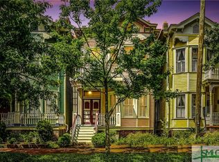 416 E Huntingdon St, Savannah, GA 31401