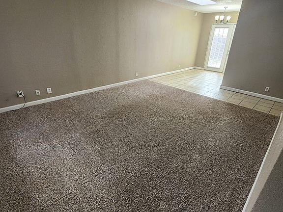 3rd image of 4401 Crockett Ave APT B