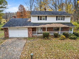 42841 Dellefield Rd, Elyria, OH 44035