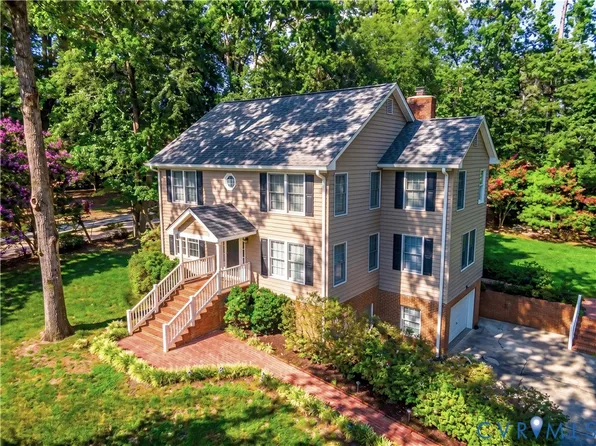 836 Forest Hill Dr, South Hill, VA 23970