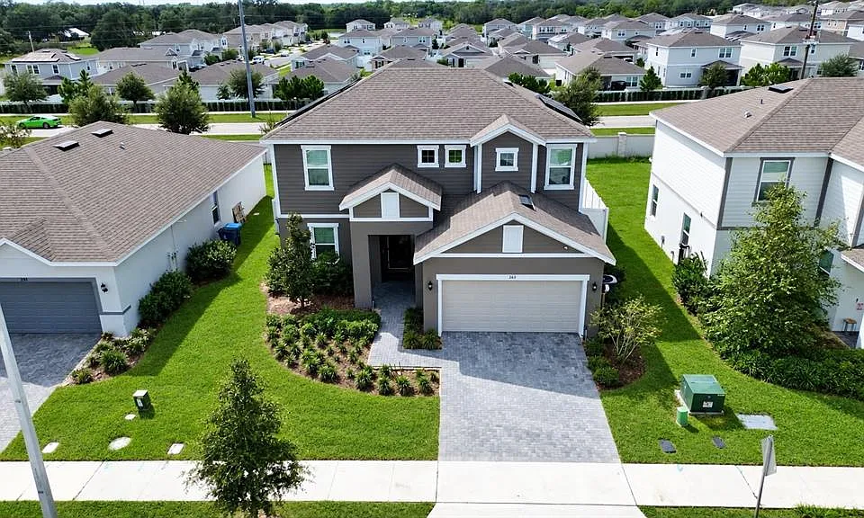 263 Bottle Brush Dr