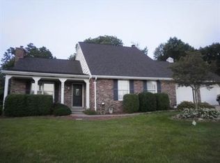 944 S Crestwood Dr, Jasper, IN 47546