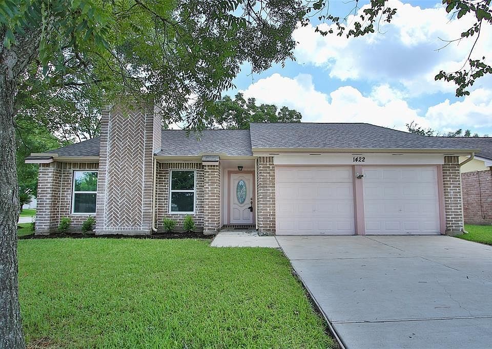 1st image of 1422 Vickery Dr