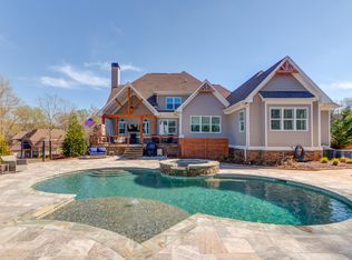 507 Saint Ives Walk, Monroe, GA 30655