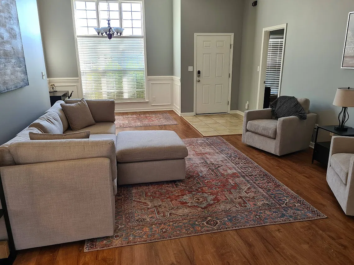 3 bed, 1563 sqft, $5,400 — Photo 4