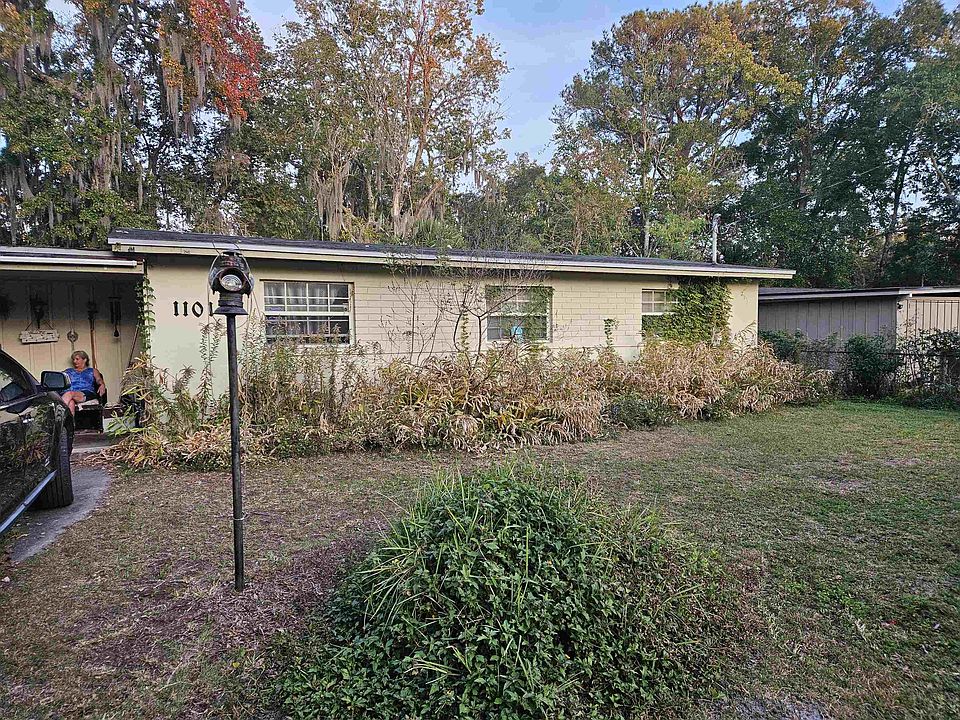 2nd image of 1101 Mantes Ave