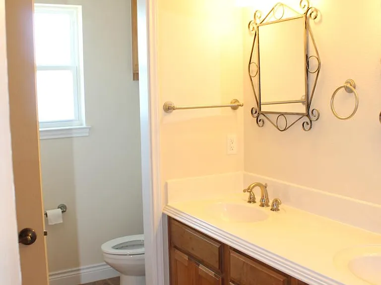 336 Skyline Dr — Photo 22