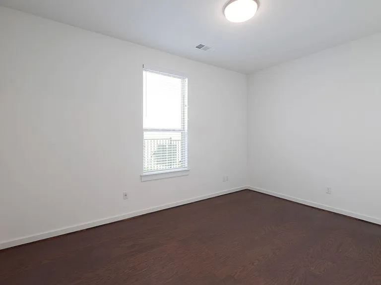 124 Rosebush Dr — Photo 18