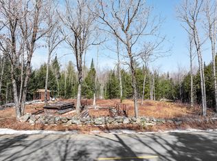 4 Edinburg Rd, Howland, ME 04448