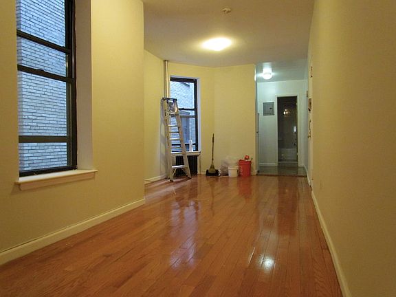 3rd image of 228 W 24th St APT 3E