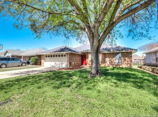 2617 Palmetto Dr, Bossier City, LA 71111