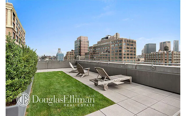 Sold by Douglas Elliman | media 16