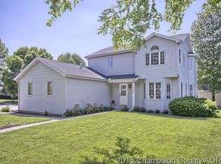 703 Wesley Ave, Savoy, IL