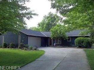 15288 Forest Park Dr, Strongsville, OH 44136