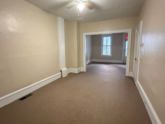 5th image of 28 Butler St