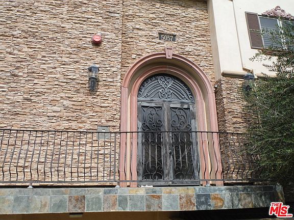2nd image of 5057 Maplewood Ave Penthouse 3