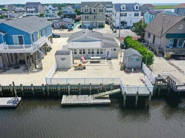 14 W Schuylkill Rd, Little Egg Harbor, NJ 08087