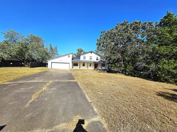 3003 Laurel Oaks Rd, Sapulpa, OK 74066