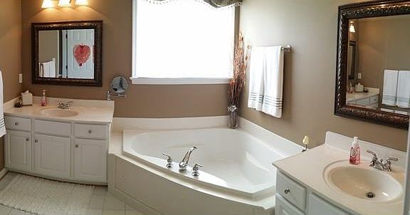 5th image of 11712 Parsons Walk Ct