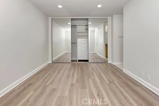 2 bed, 951 sqft, $3,000 — Photo 2