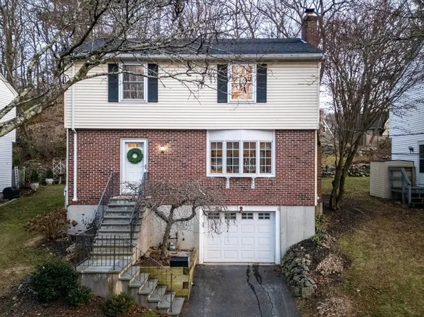 162 Hackensack Rd, Chestnut Hill, MA 02467