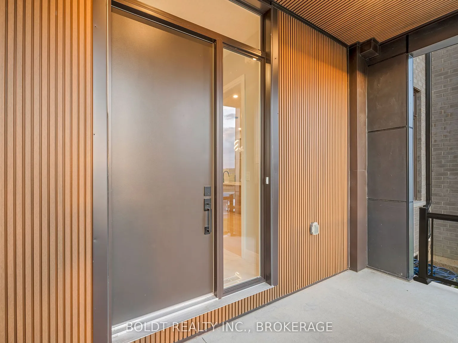 3 bed, $3,000 — Photo 3