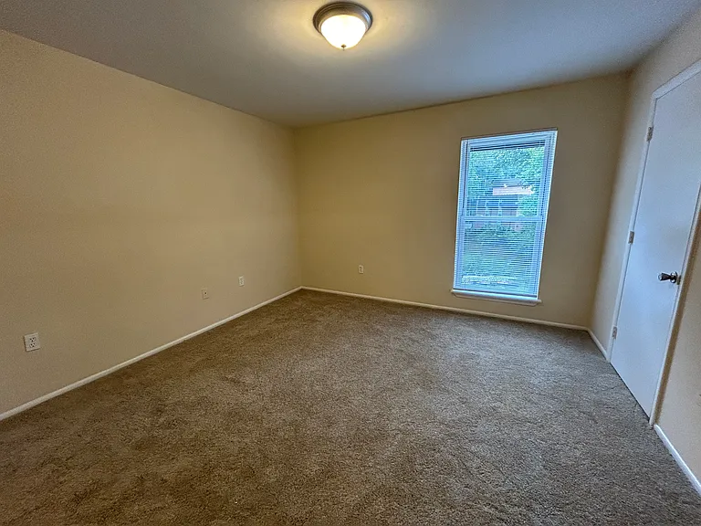 Forestbrook Apartments — Photo 98