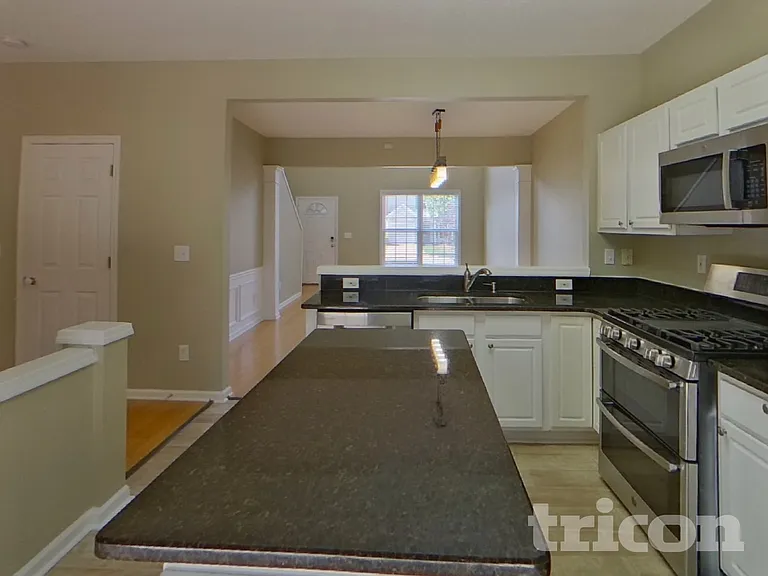 5467 Medlock Corners Dr — Photo 8