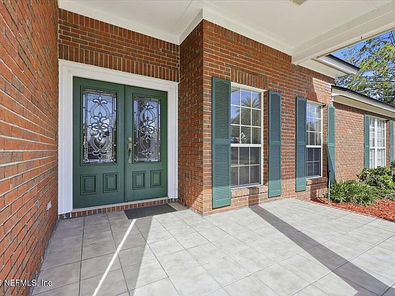 4th image of 8213 HAMPTON LAKE Lane