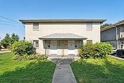 1st image of 2900 Lexington Dr