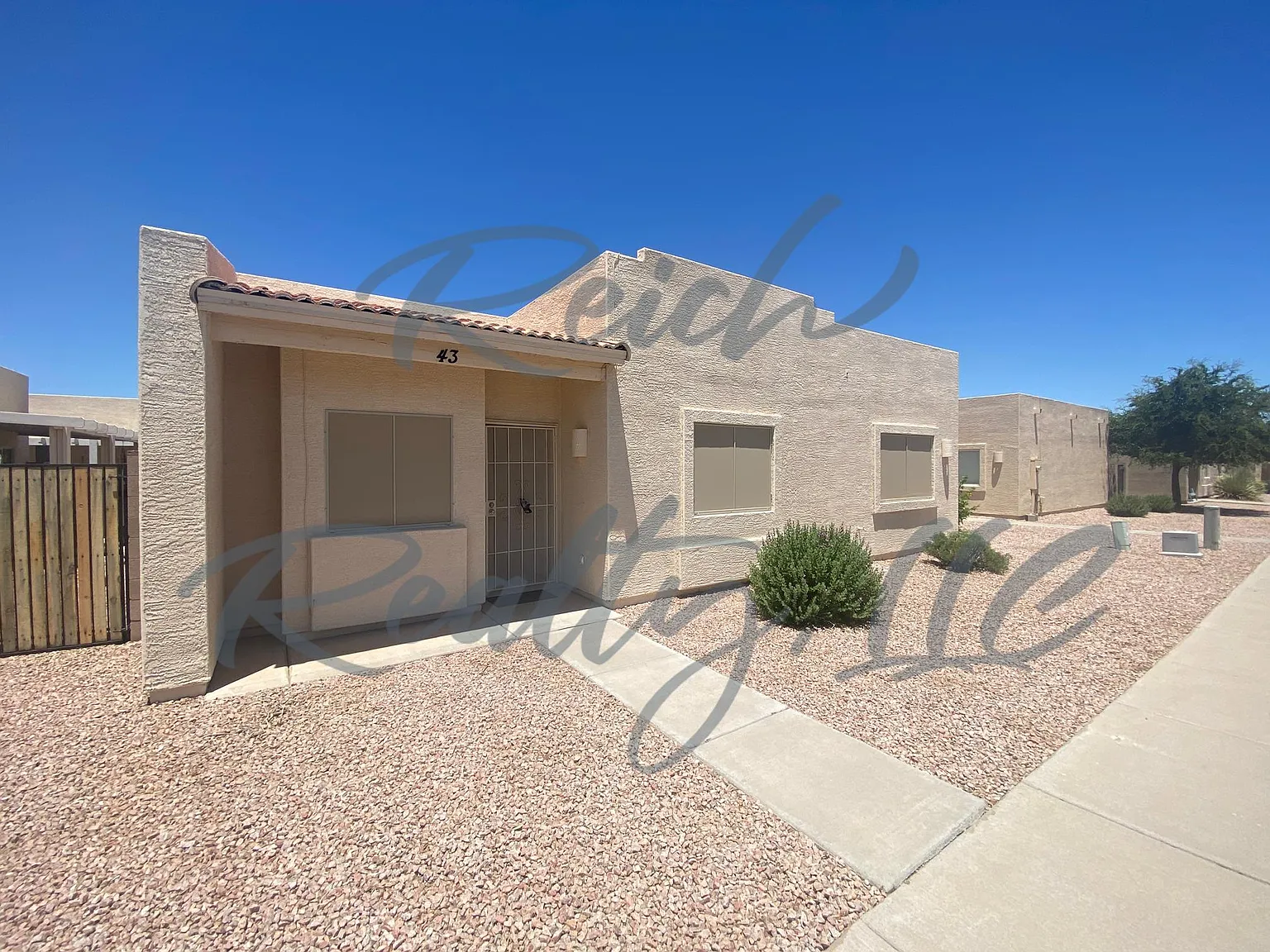3 bed, 1154 sqft, $1,600 — Photo 1