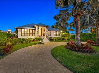 1585 Mullet LN, NAPLES, FL 34102