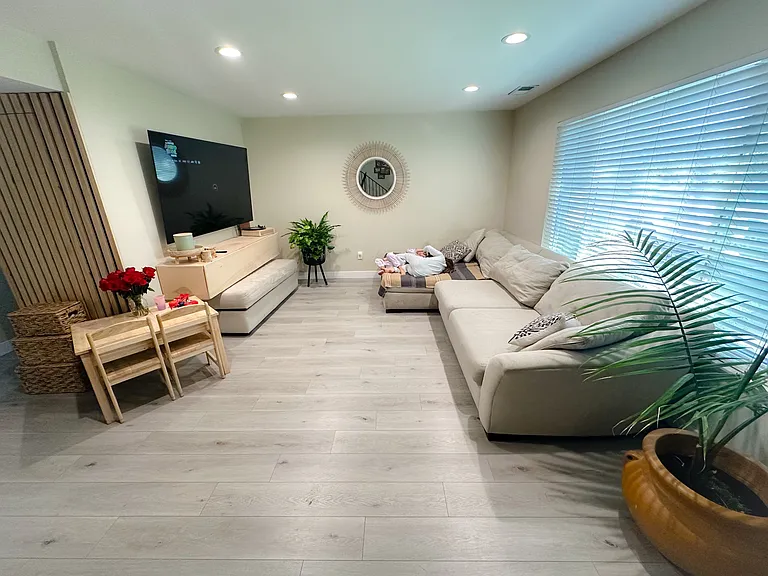 10098 Ellis Ave — Photo 4