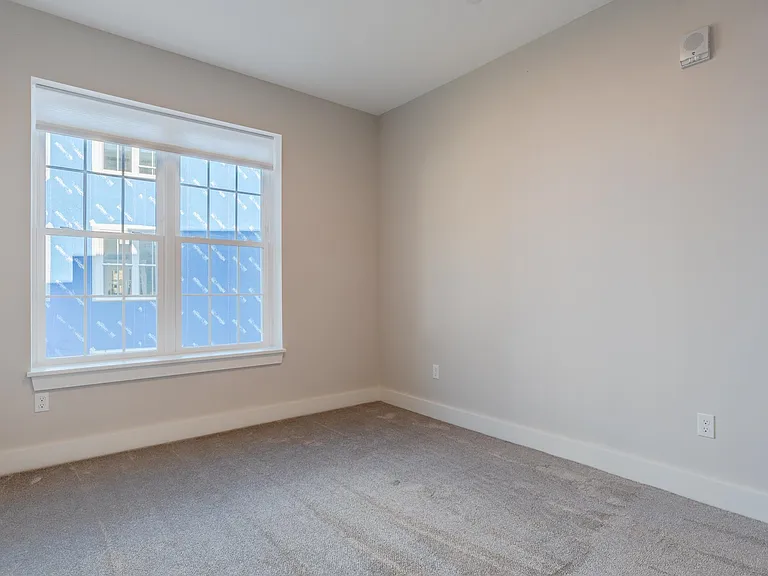 18 Sullivan St #202 — Photo 13