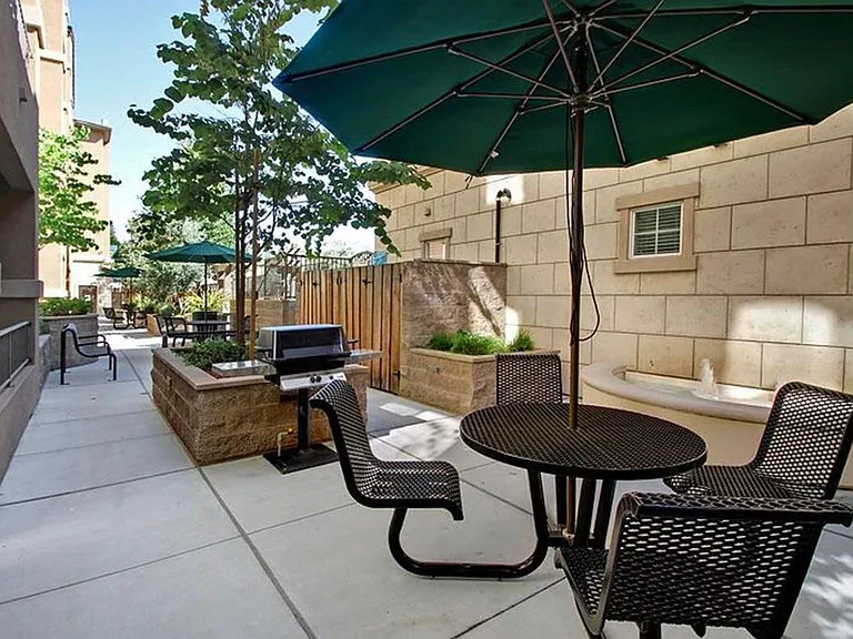 88 N Jackson Ave #119 — Photo 10