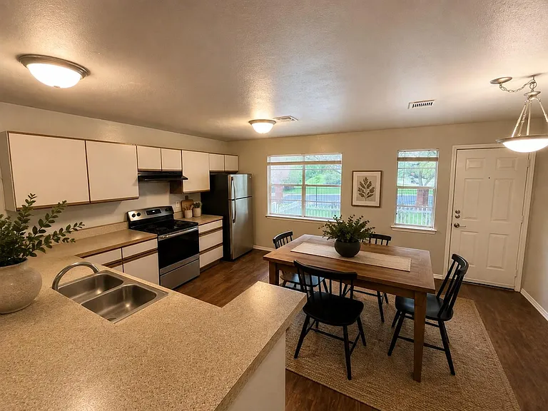 1841 River Crossing Cir #B — Photo 4
