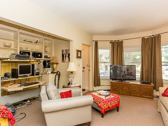 1st Floor - Living Room