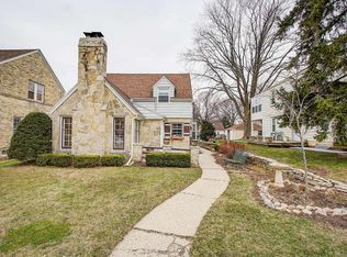 3163 N 81st St, Milwaukee, WI 53222