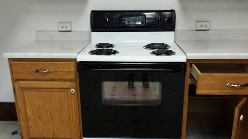 Kitchen stove
