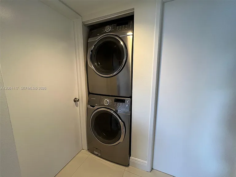3300 NE 191st St #406 — Photo 9