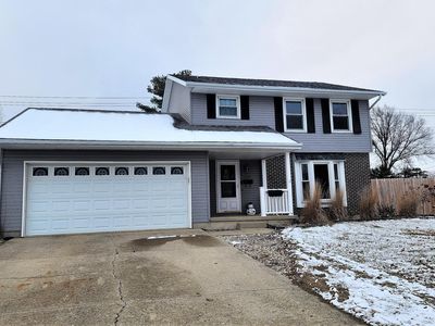 1202 Oakview Dr, Saint Marys, OH, 45885