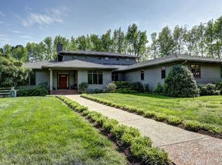 3678 Windmill Point Rd, White Stone, VA 22578